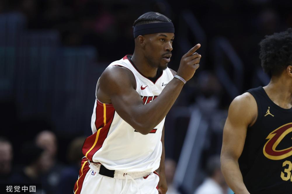 友人在短暂 友人在短暂