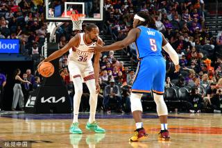 对手施加压 对手施加压