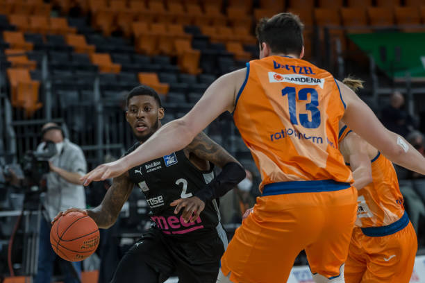 产生深远影 产生深远影